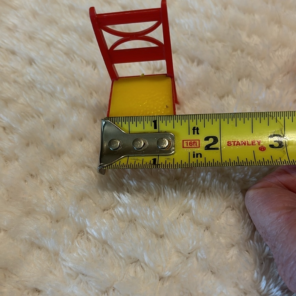 Vintage Dollhouse Furniture 4 Chairs - Picture 9 of 9